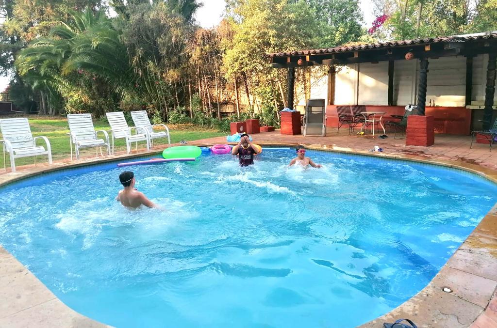 Albercas y balnearios de Michoacán aptos para el recreo humano en estás  vacaciones de verano